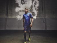 杜兰特迎来十赛季高光表现，日本队球迷彻底沸腾！